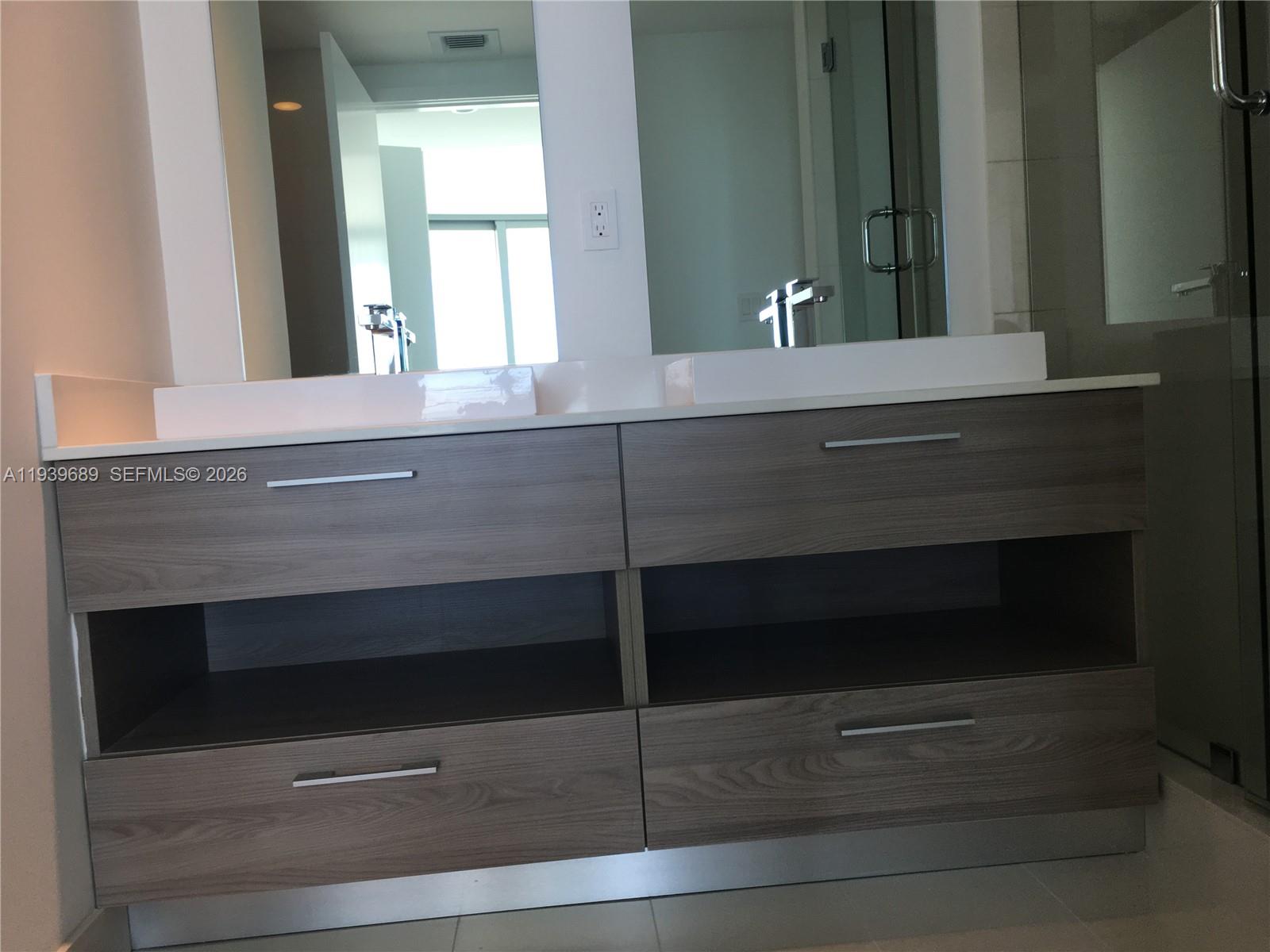 image Sls Brickell Condo12