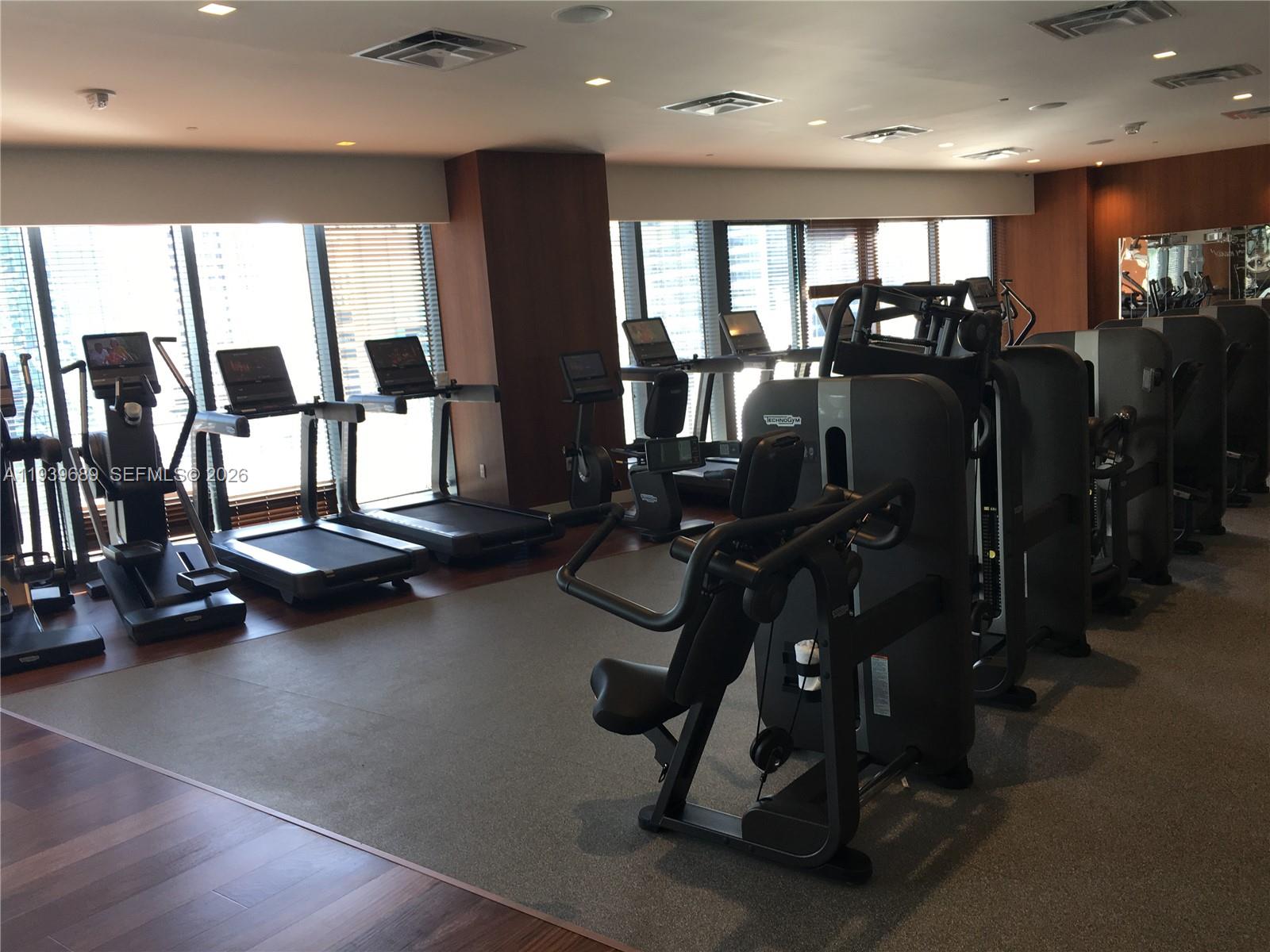 image Sls Brickell Condo23