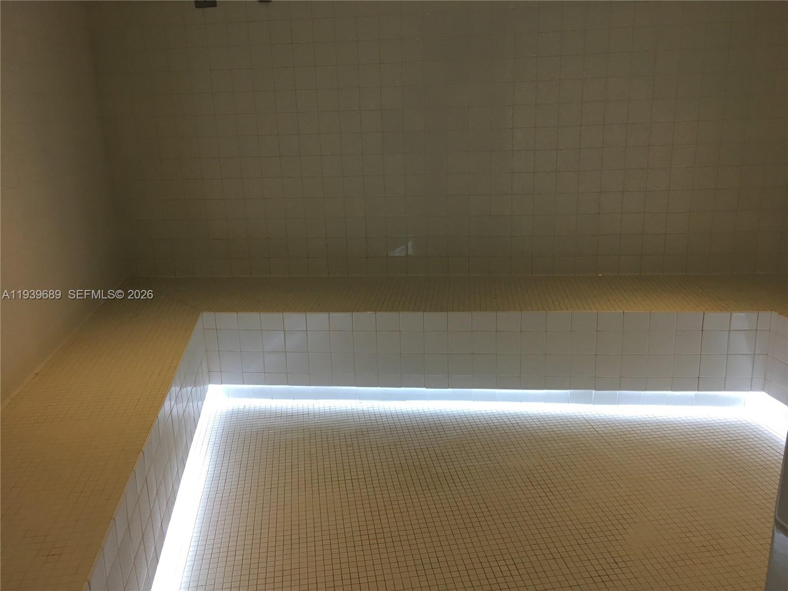 image Sls Brickell Condo28