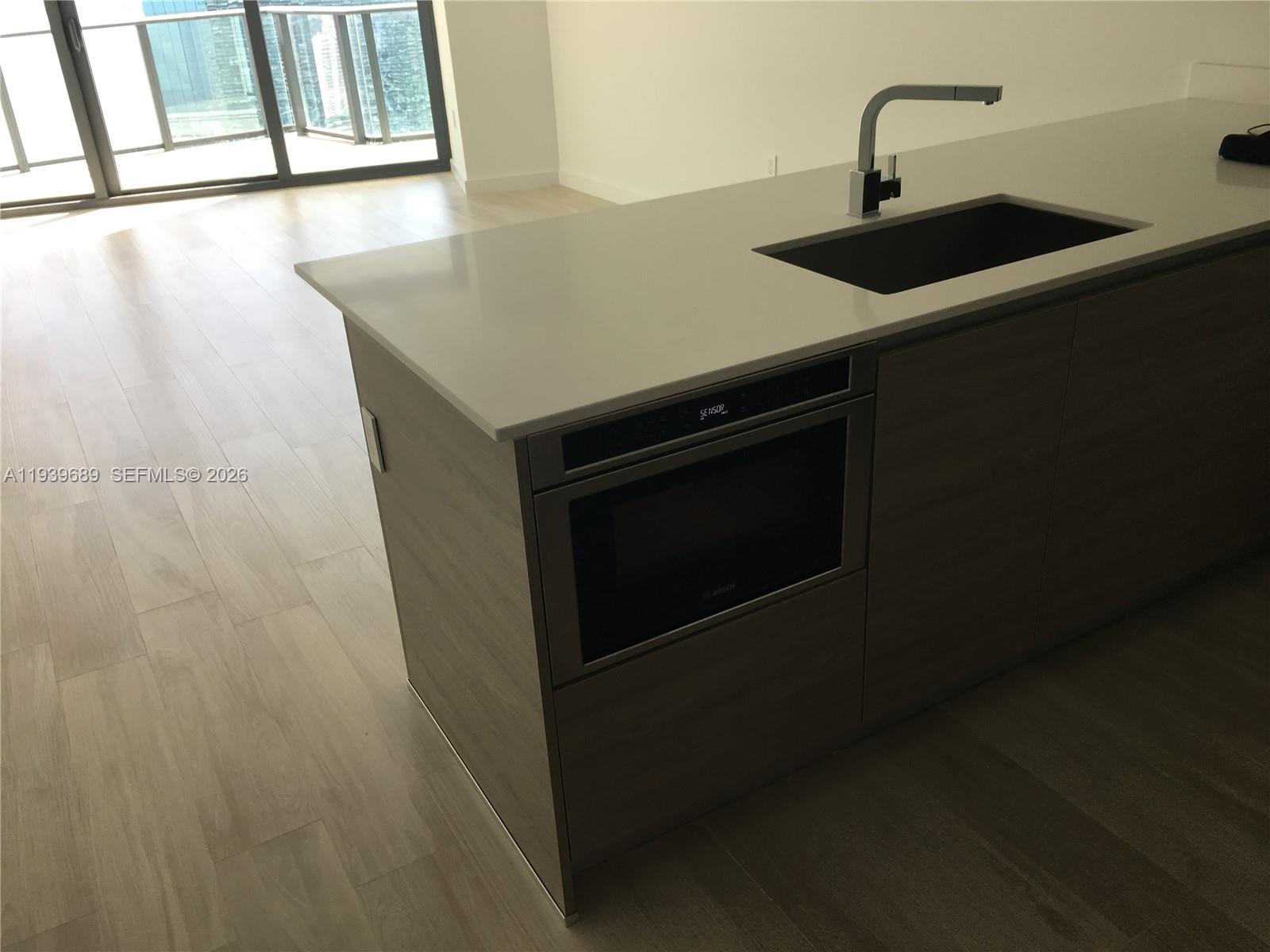 image Sls Brickell Condo3