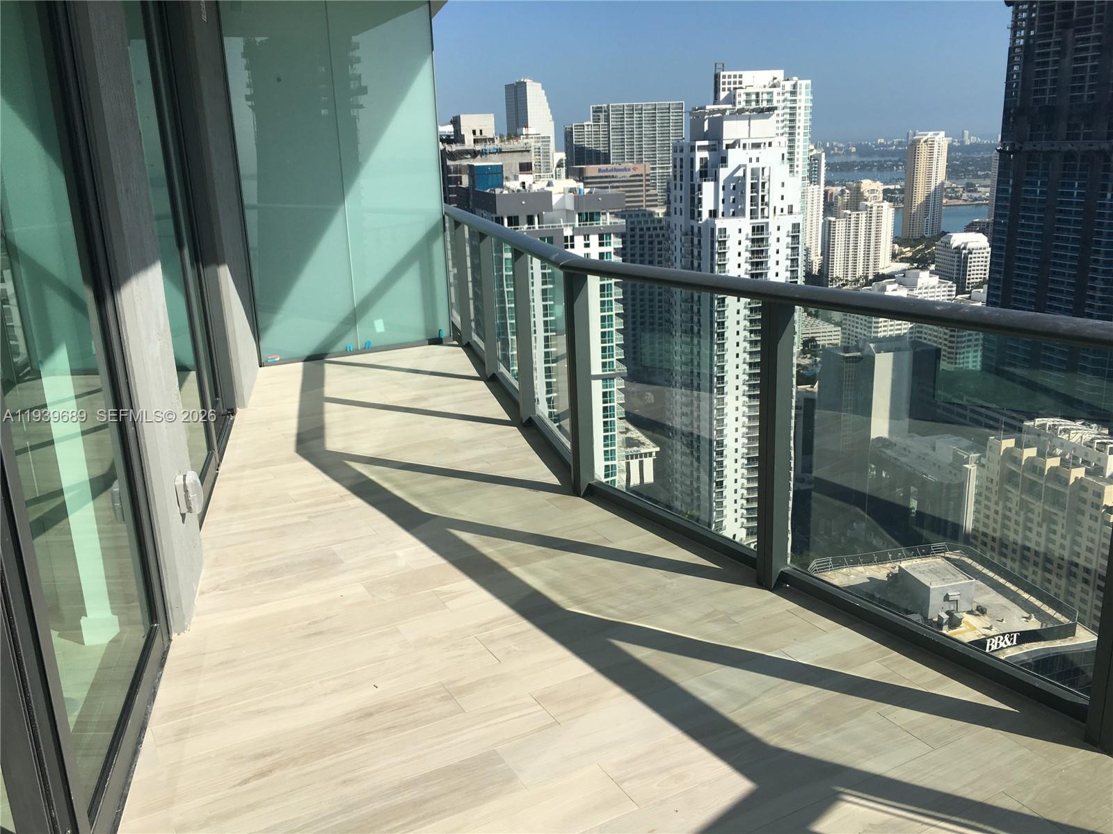 image Sls Brickell Condo5