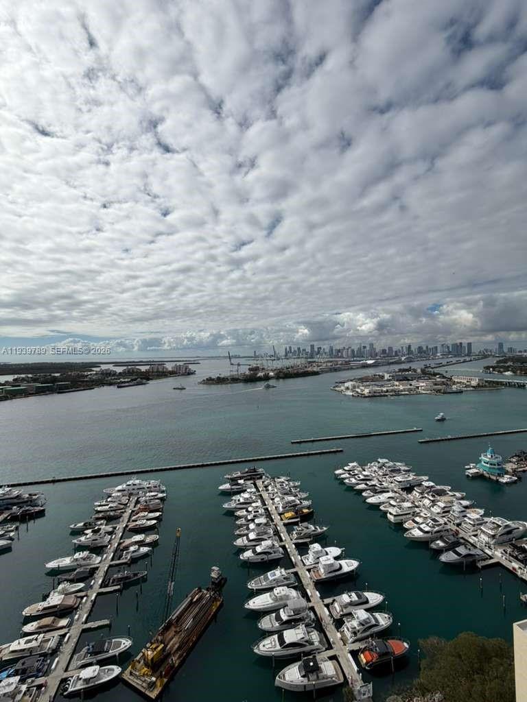 image Yacht Club At Portofino12