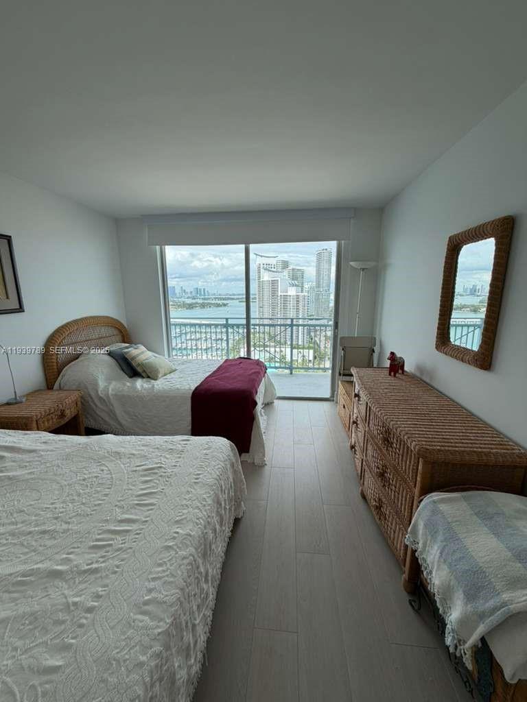 image Yacht Club At Portofino16