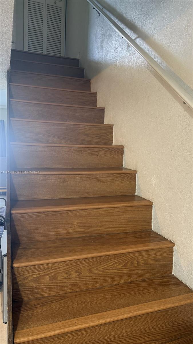 6703 N Kendall Dr #409 Pinecrest, FL 33156