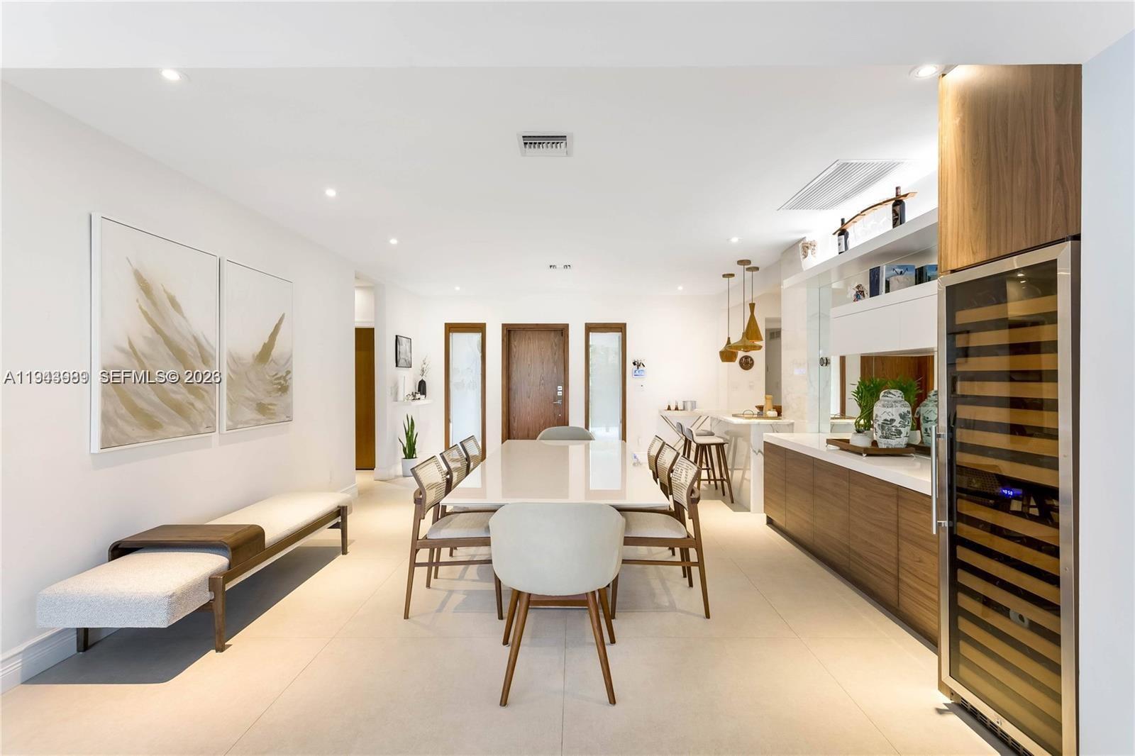 5911 Alton Rd Miami Beach, FL 33140