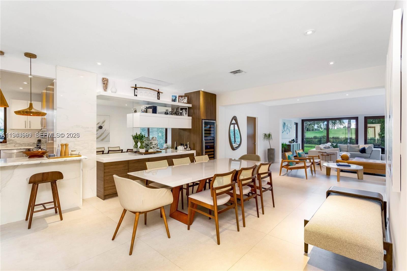 5911 Alton Rd Miami Beach, FL 33140