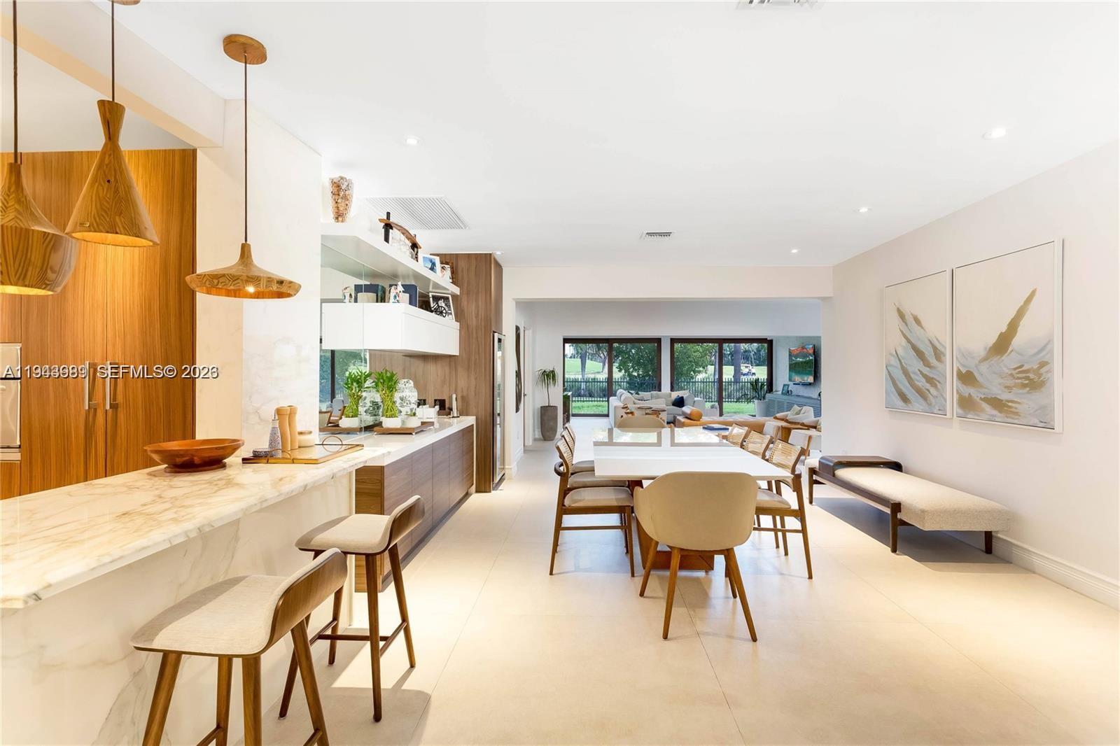 5911 Alton Rd Miami Beach, FL 33140