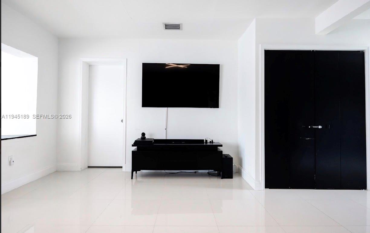 Undisclosed Address Miami, FL 33125