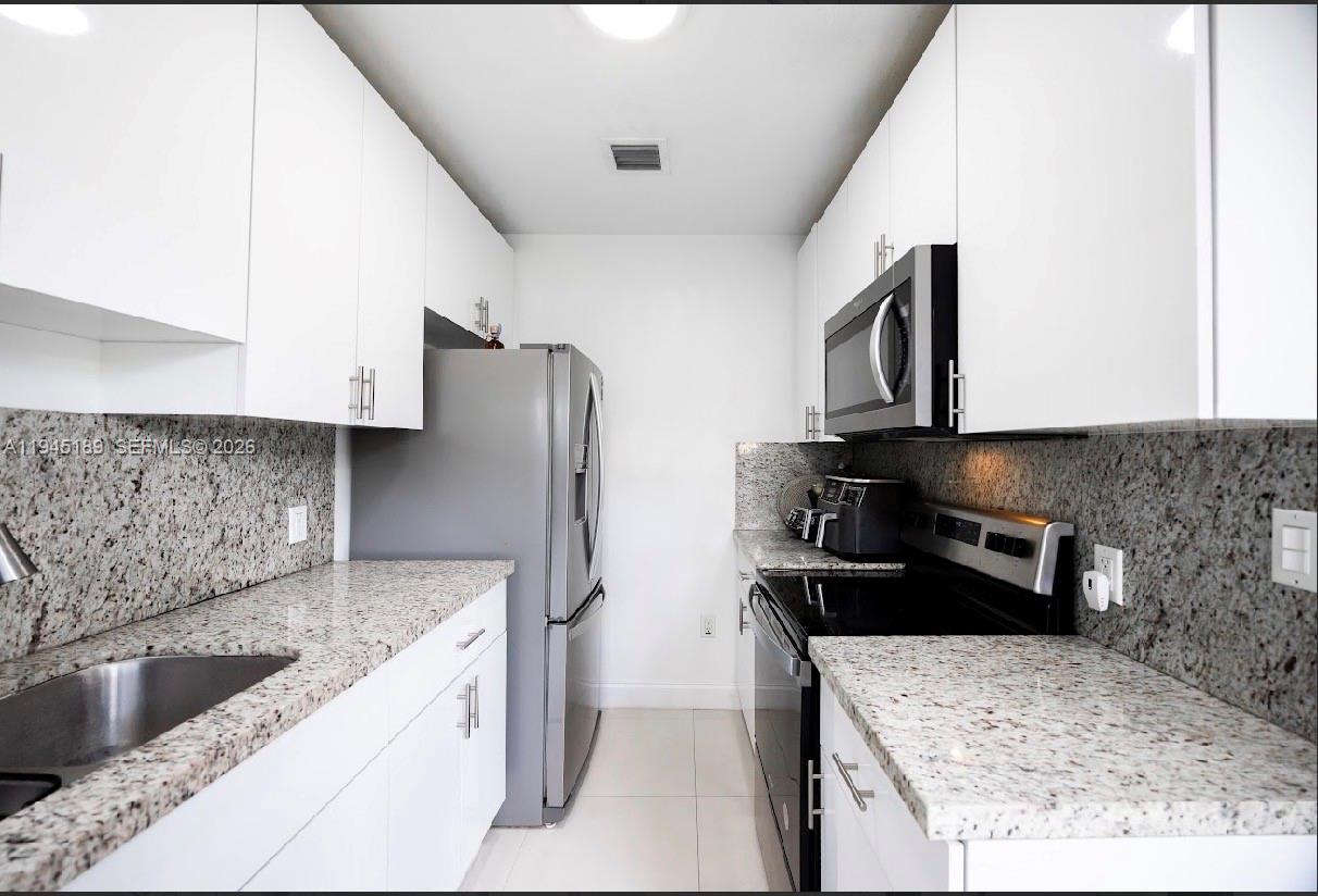 Undisclosed Address Miami, FL 33125