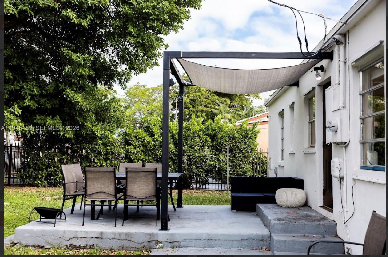 Undisclosed Address Miami, FL 33125