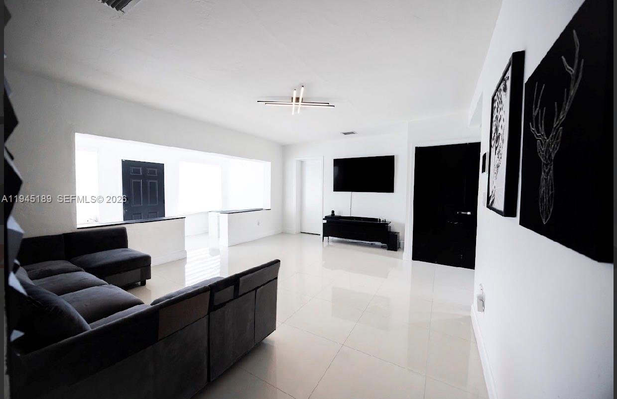 Undisclosed Address Miami, FL 33125