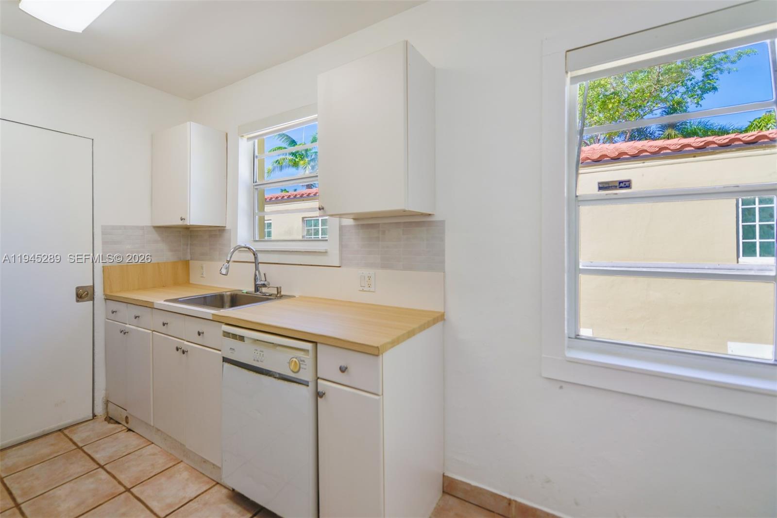 1535 Meridian Ave #4 Miami Beach, FL 33139