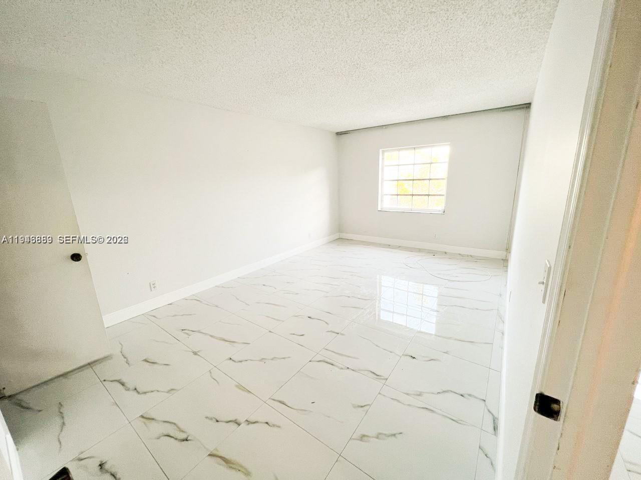 6395 Bay Clb Dr #4 Fort Lauderdale, FL 33308