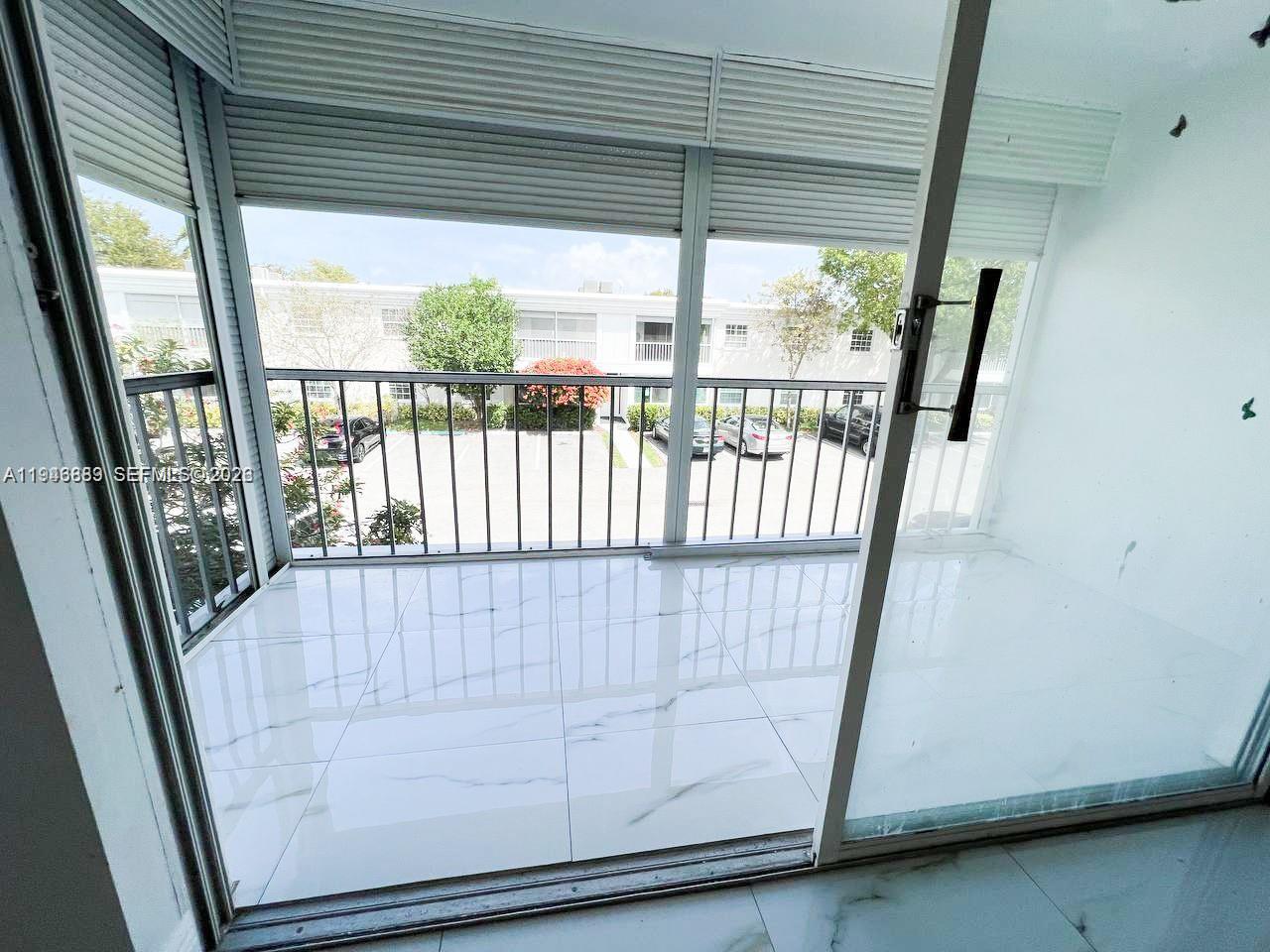 6395 Bay Clb Dr #4 Fort Lauderdale, FL 33308