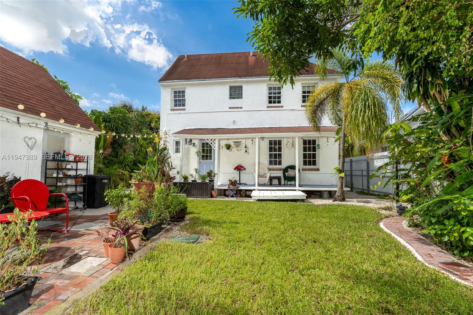 2533 SW 5th St Miami, FL 33135