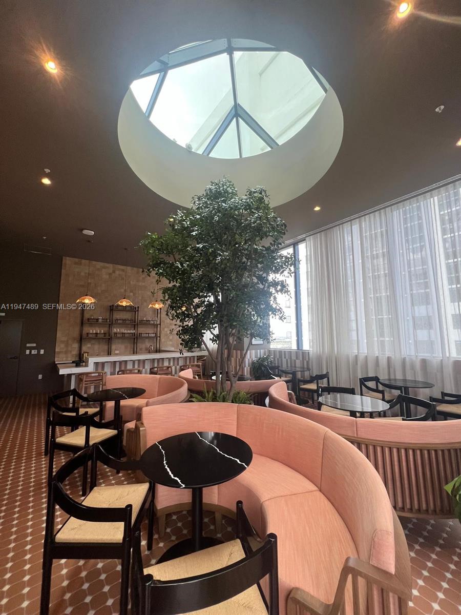 image The Crosby Miami Worldcenter7