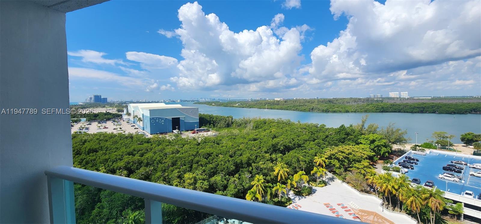 image Arlen House East1