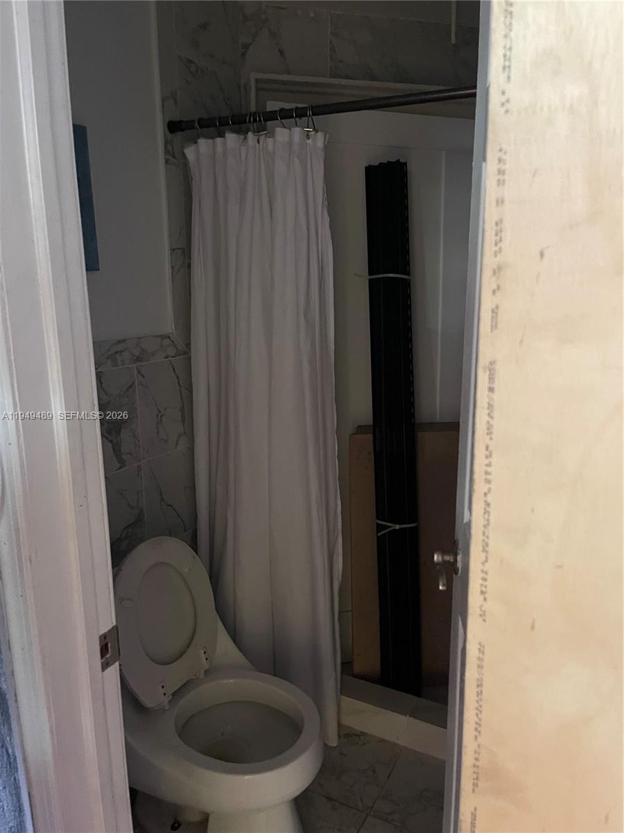 1120 NW 31st St Miami, FL 33127