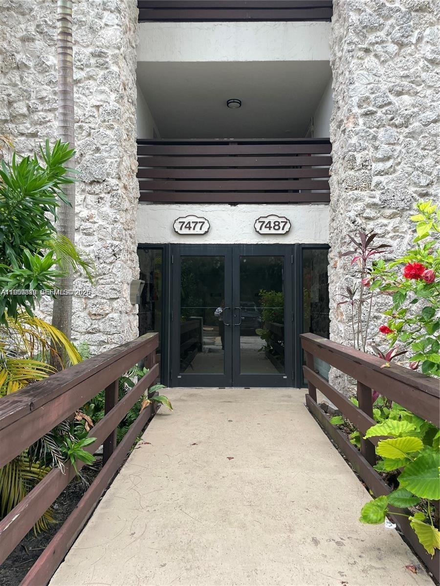 7477 SW 82nd St #C309