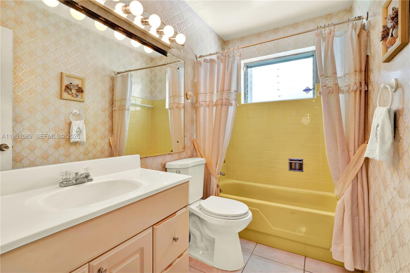 11260 SW 181st Ter Miami, FL 33157