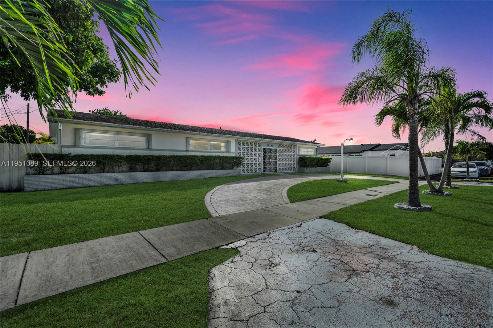 11260 SW 181st Ter Miami, FL 33157