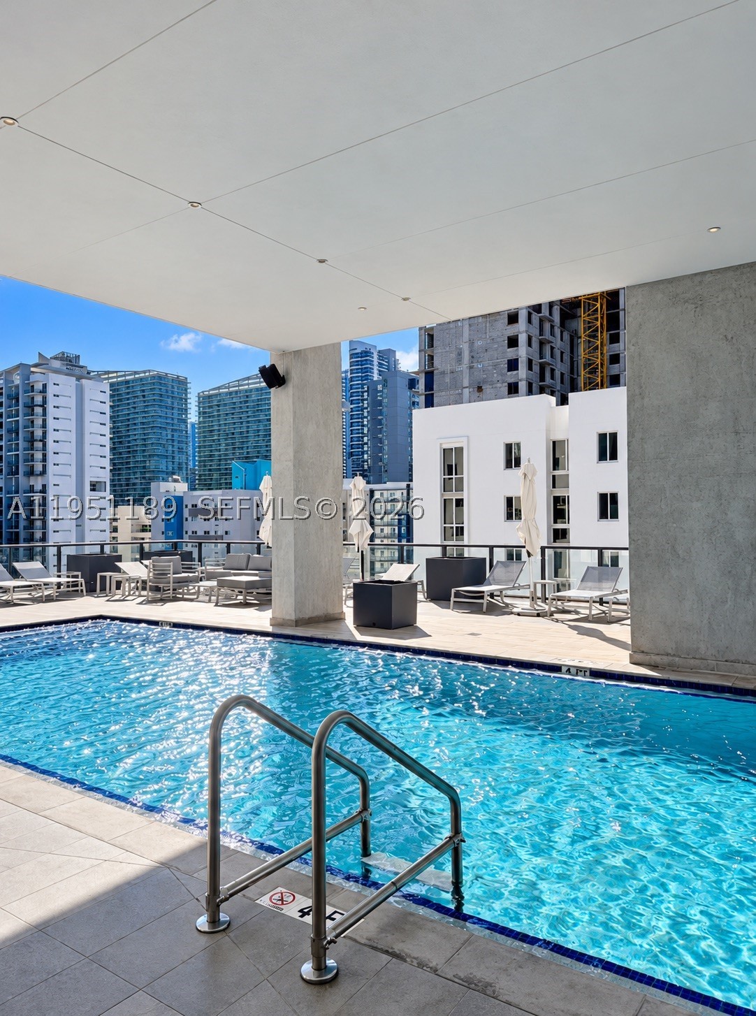 image Smart Brickell I21