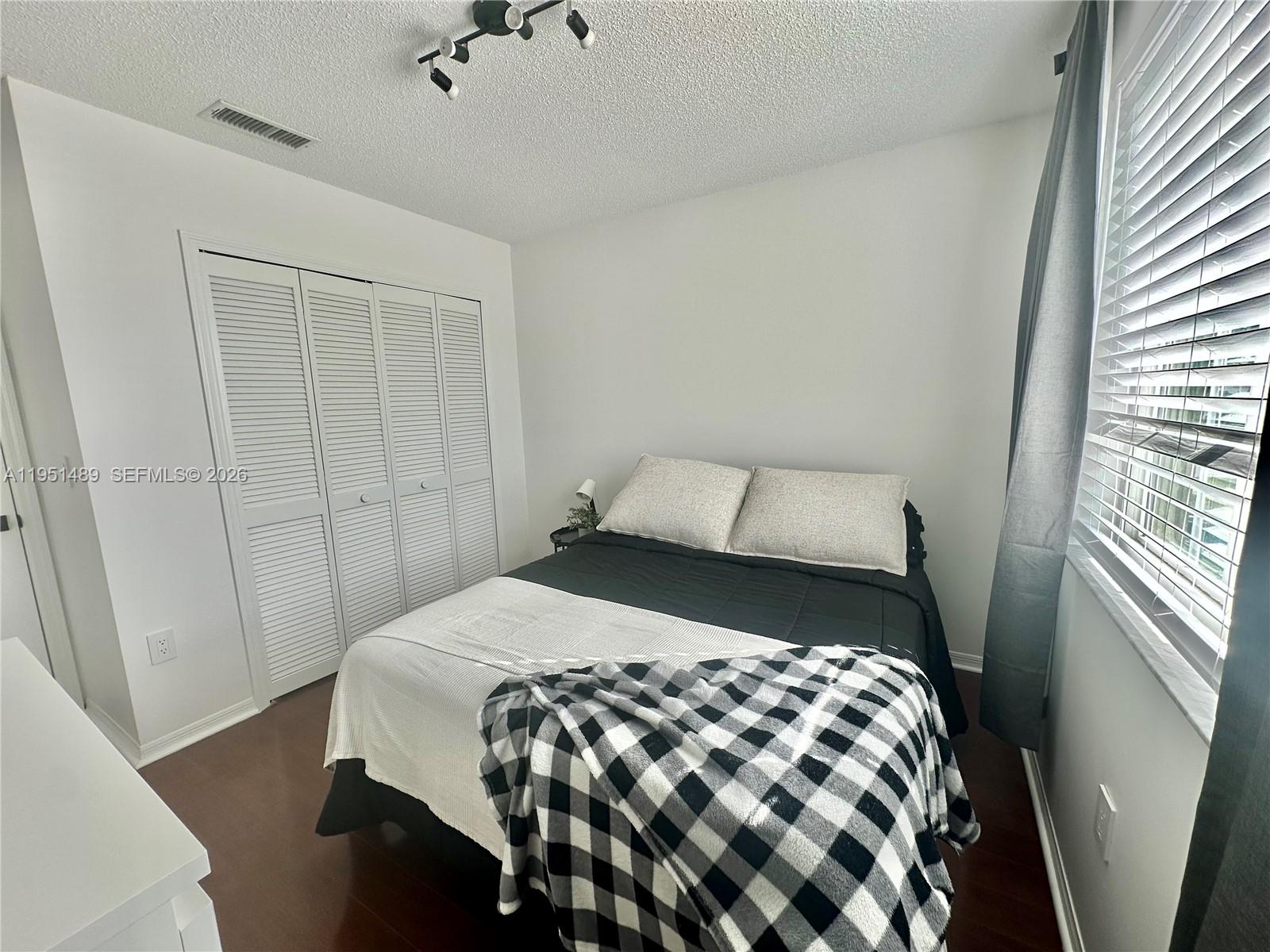 18715 NW 1st St Pembroke Pines, FL 33029