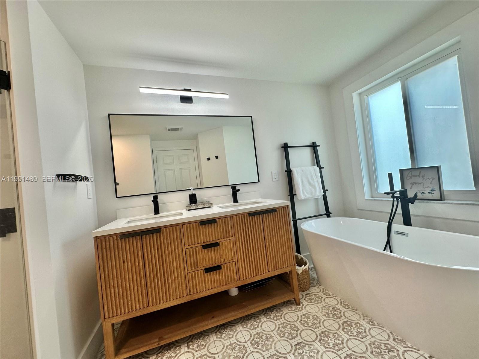 18715 NW 1st St Pembroke Pines, FL 33029