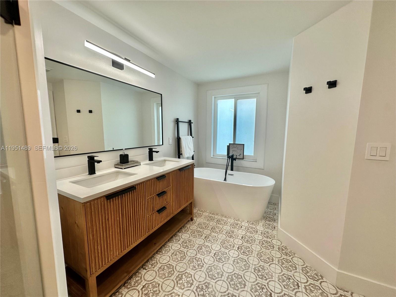 18715 NW 1st St Pembroke Pines, FL 33029