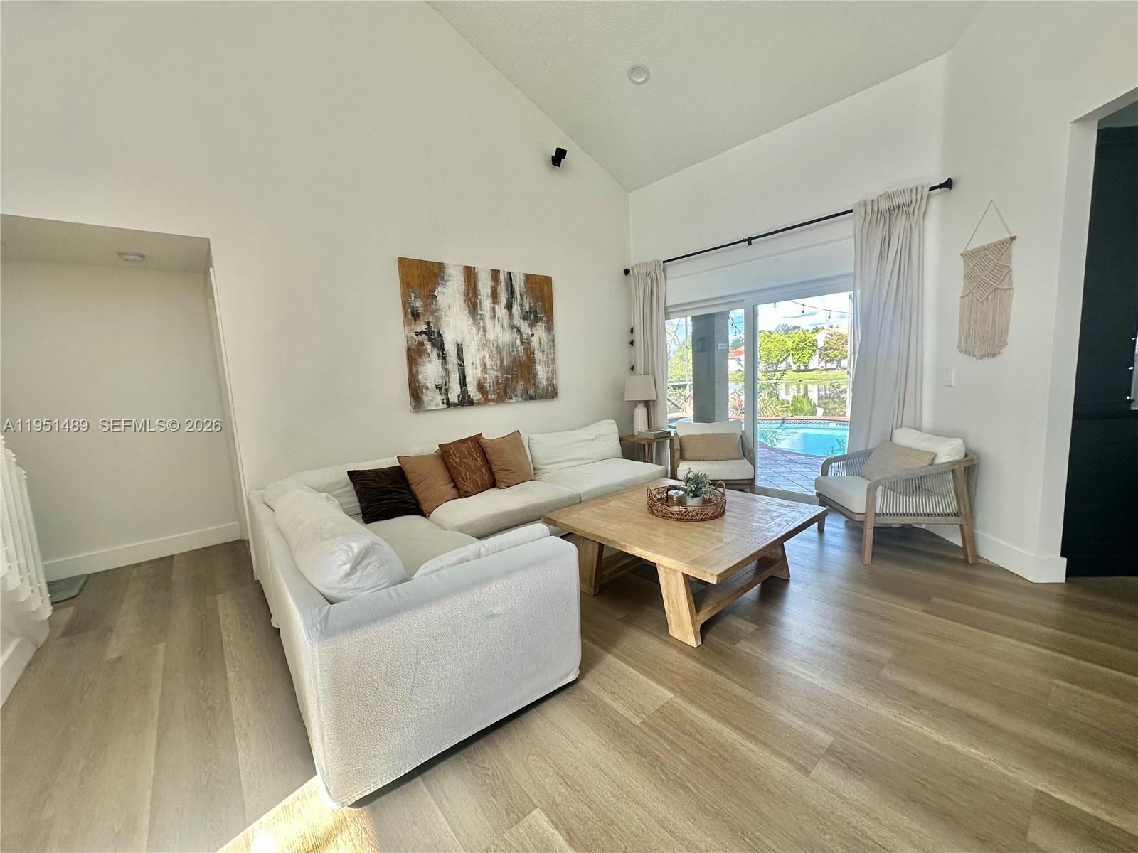 18715 NW 1st St Pembroke Pines, FL 33029