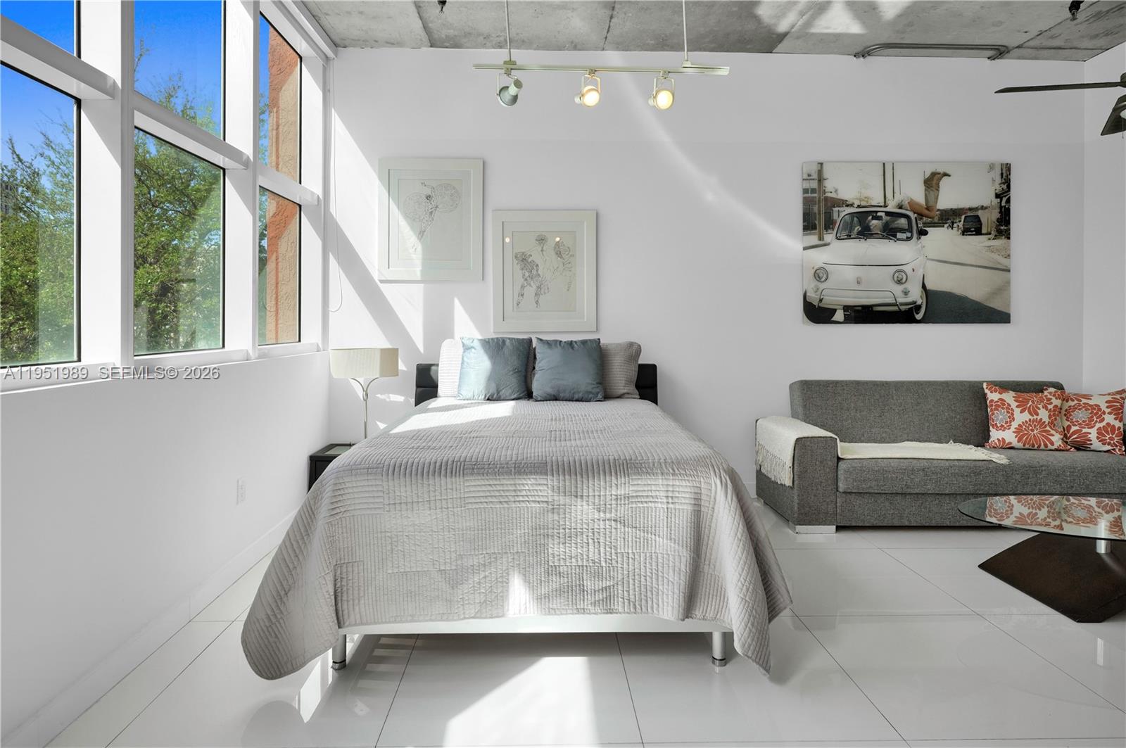 2001 Biscayne Blvd #3213 Miami, FL 33137