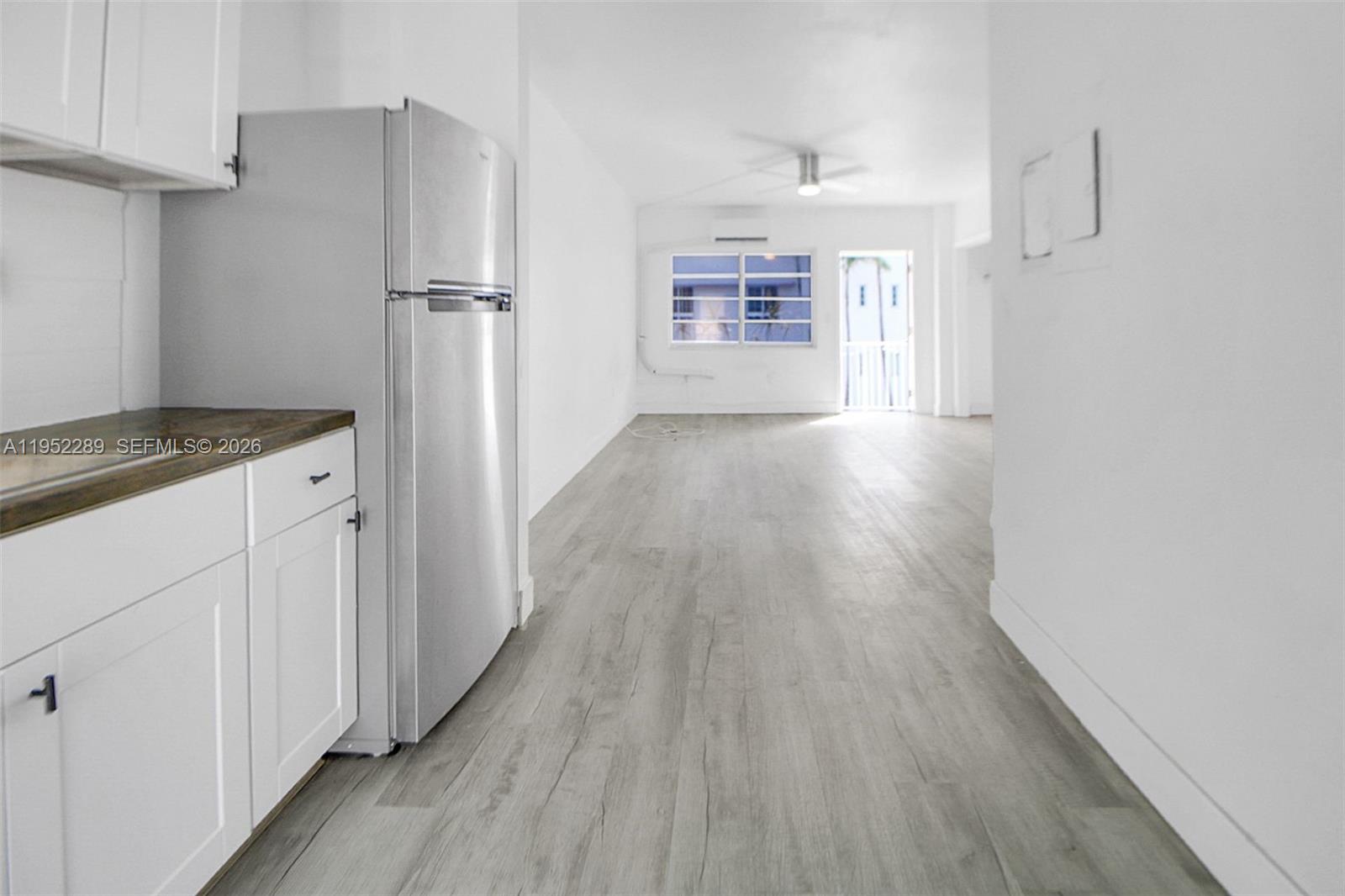 4201 Indian Crk Dr #8 Miami Beach, FL 33140