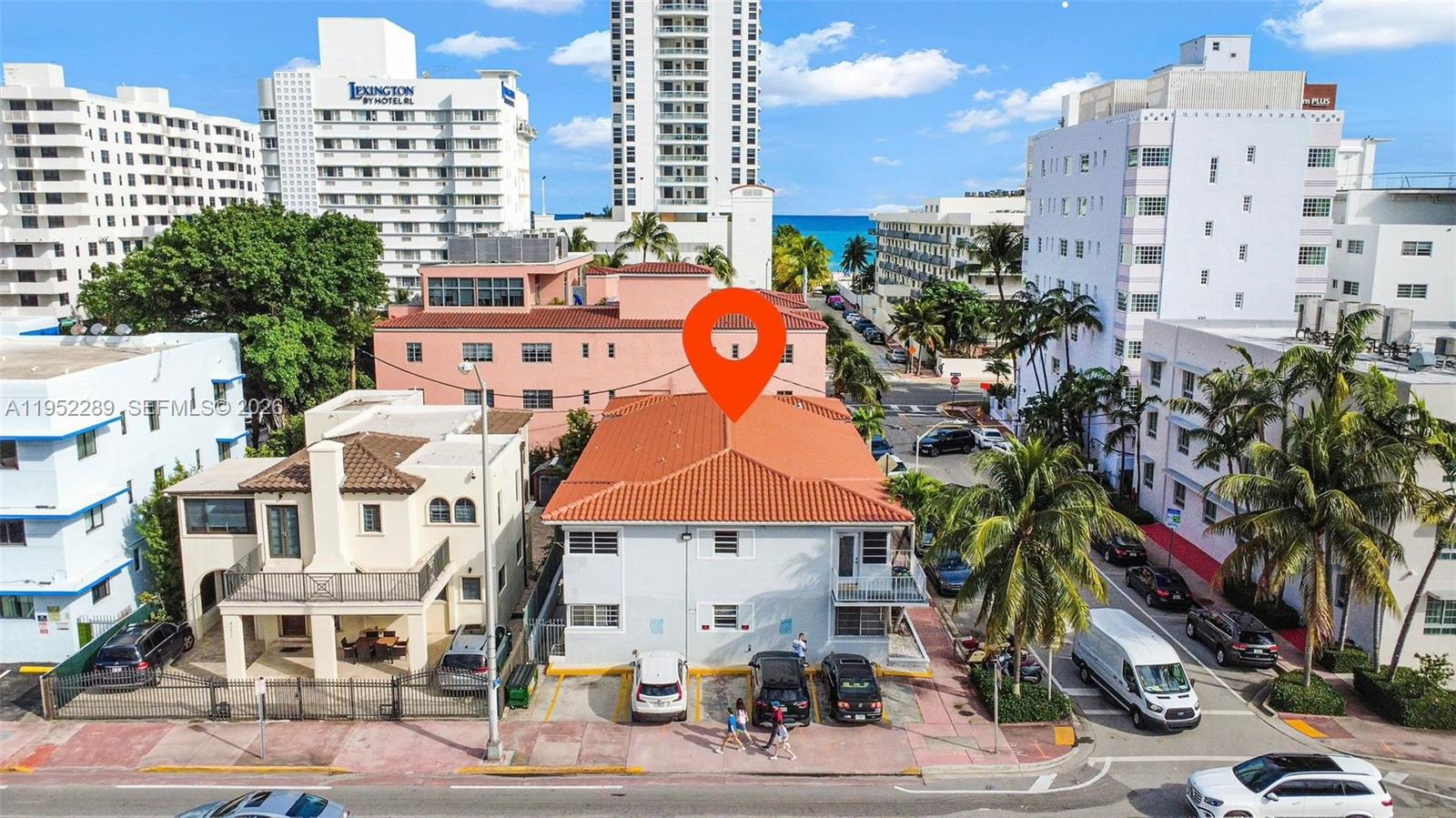 4201 Indian Crk Dr #8 Miami Beach, FL 33140