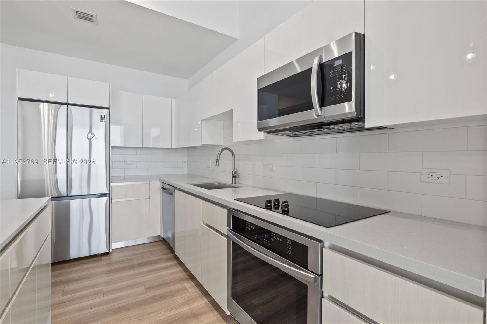 101 Diplomat Pkwy #1703 Hallandale Beach, FL 33009