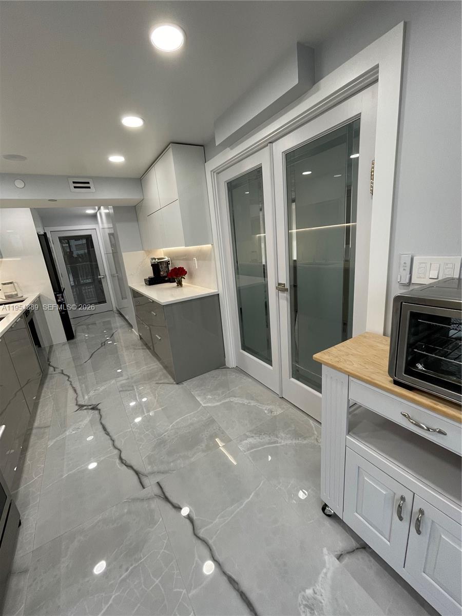 image Winston Towers 6009