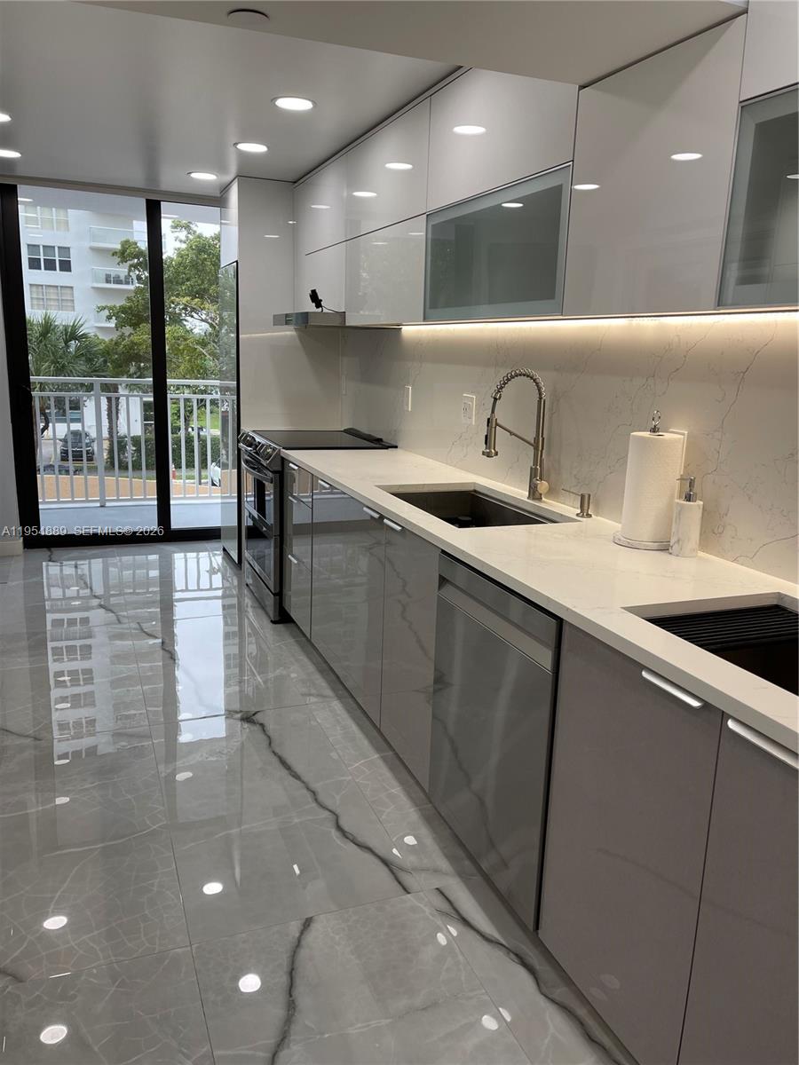 image Winston Towers 6007