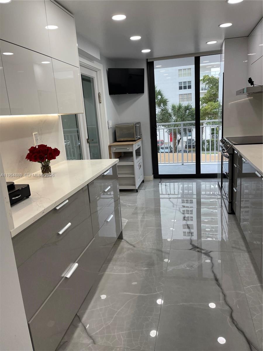 image Winston Towers 6008