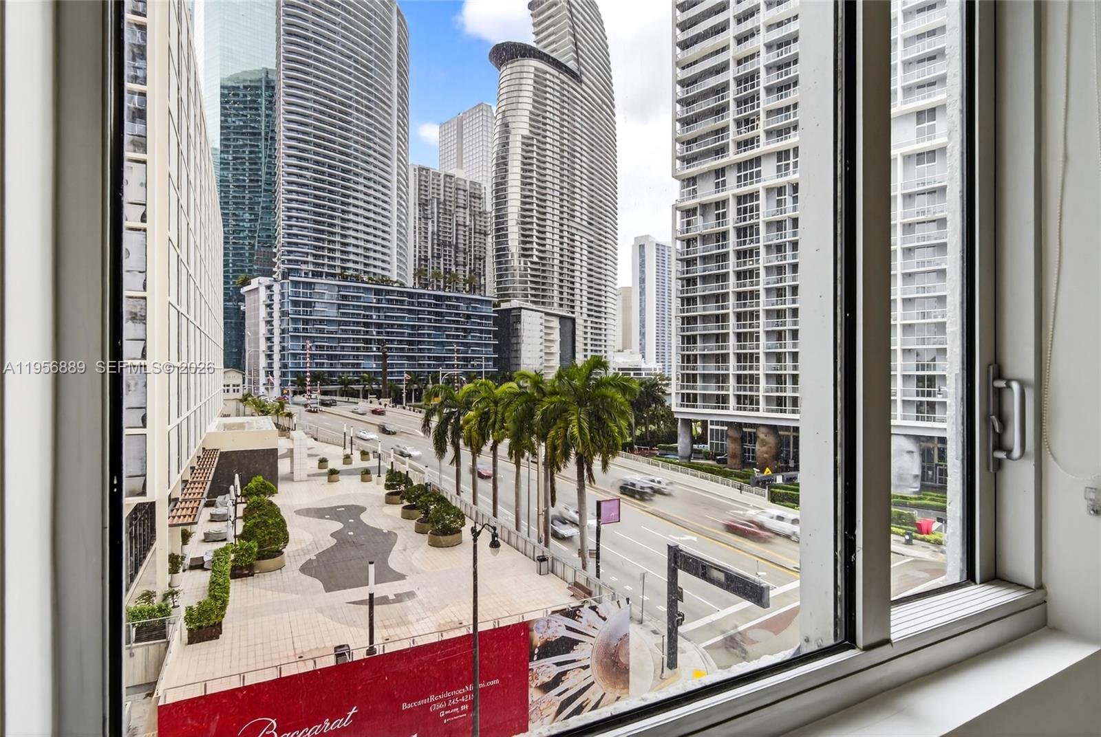 image 500 Brickell East16