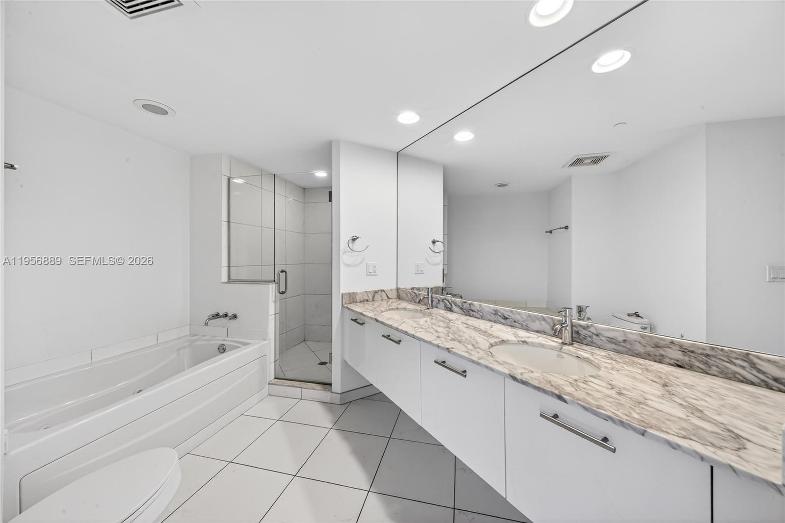 image 500 Brickell East26