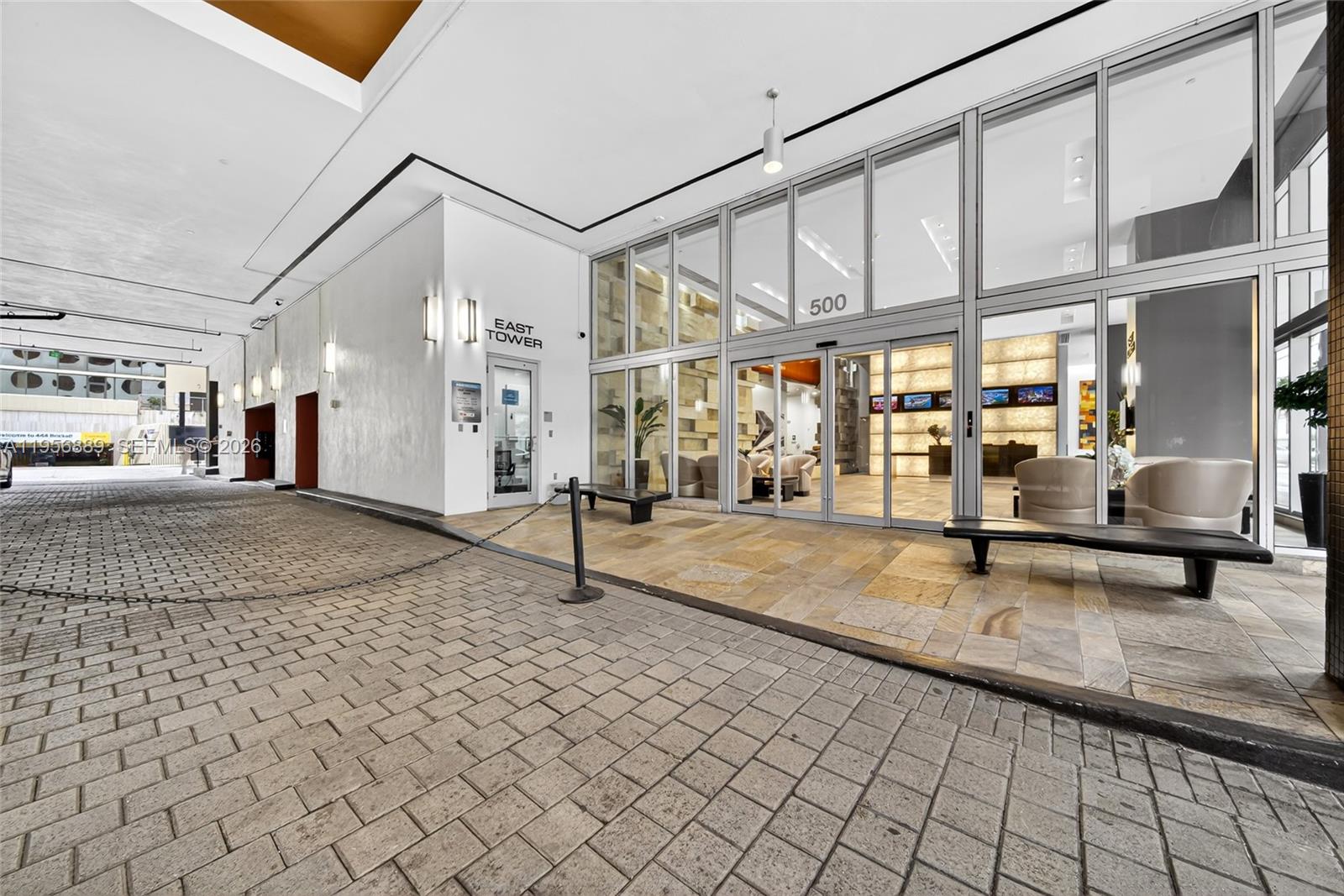 image 500 Brickell East34