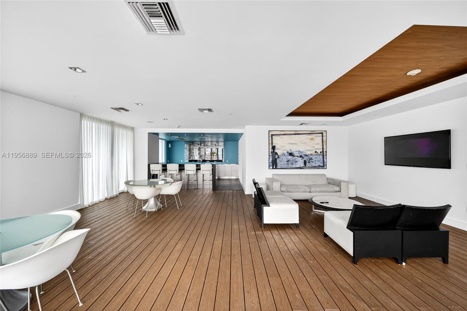 image 500 Brickell East39