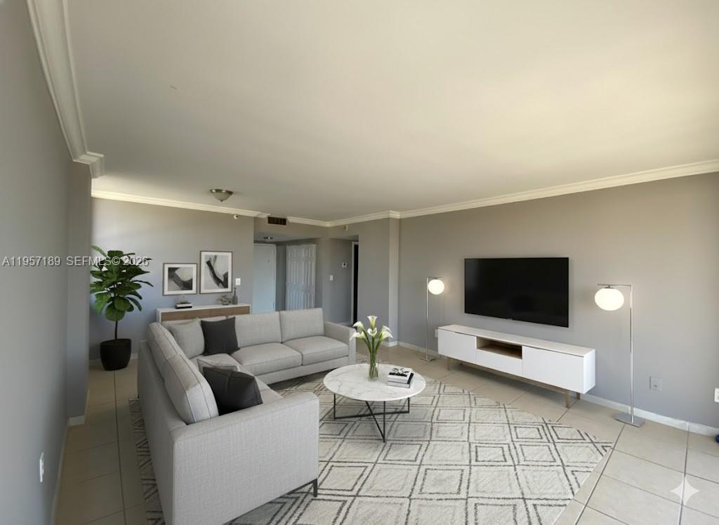 1470 NE 123rd St #A1016