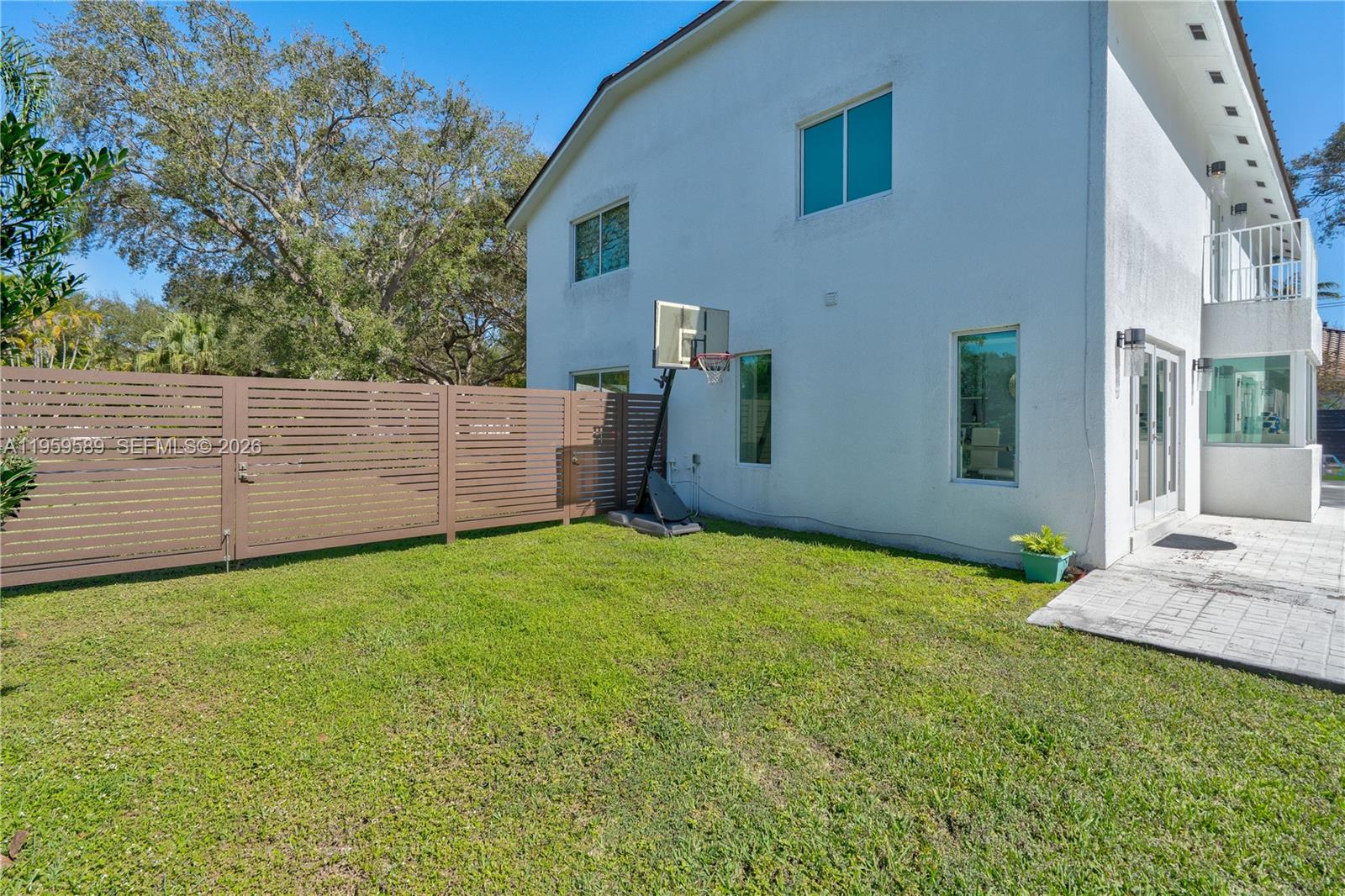 7330 SW 165th St Palmetto Bay, FL 33157