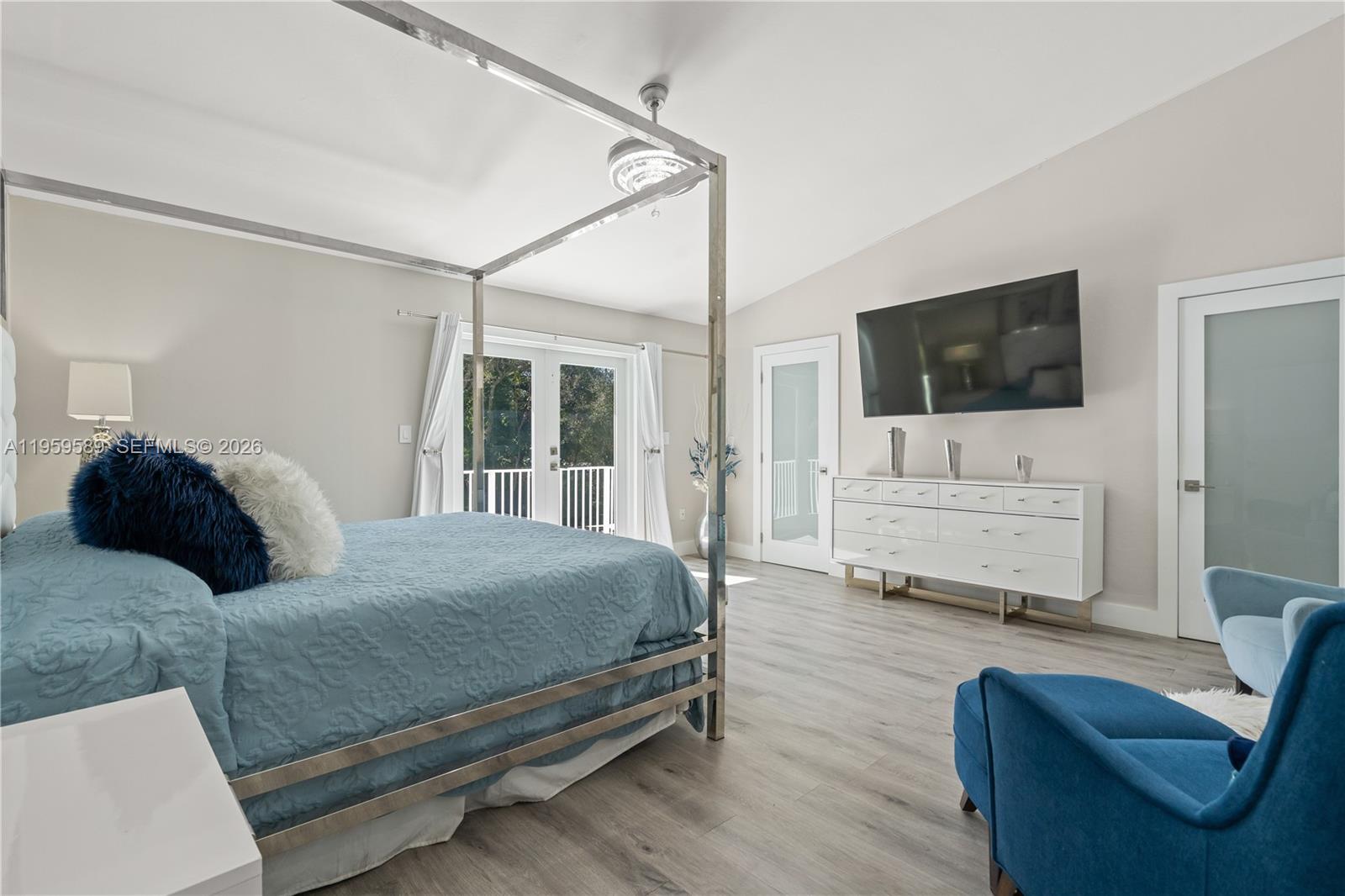 7330 SW 165th St Palmetto Bay, FL 33157