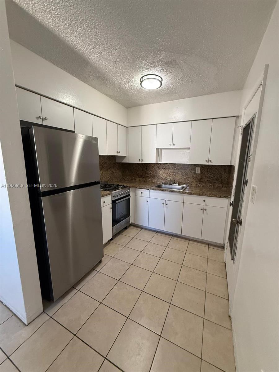 16851 NE 18th Ave #201 North Miami Beach, FL 33162