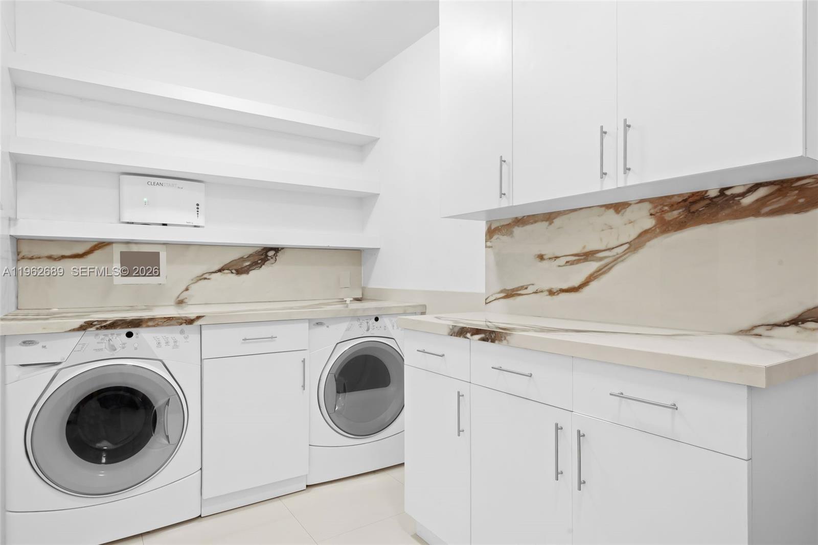 1100 Biscayne Blvd #5706 Miami, FL 33132