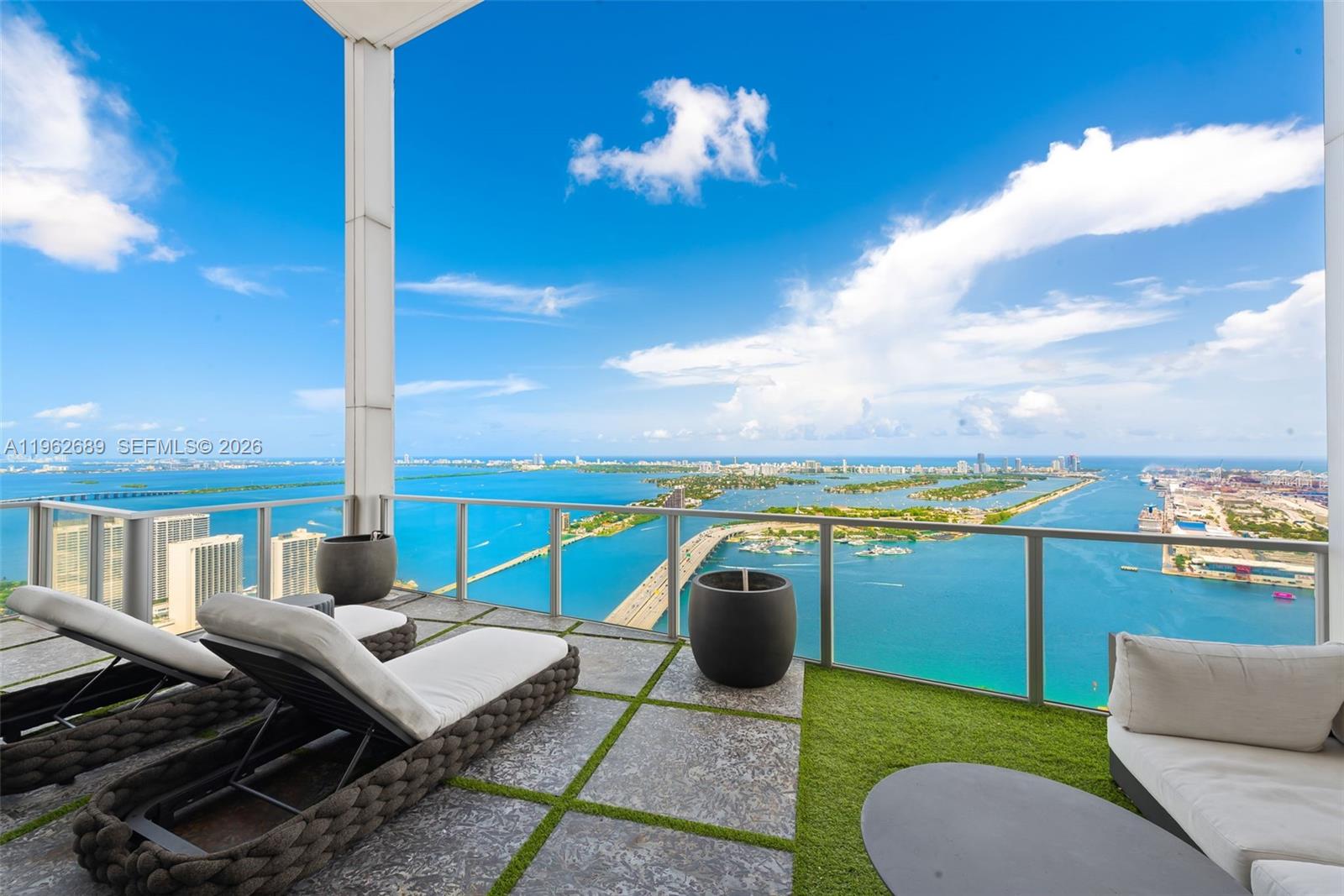 1100 Biscayne Blvd #5706 Miami, FL 33132