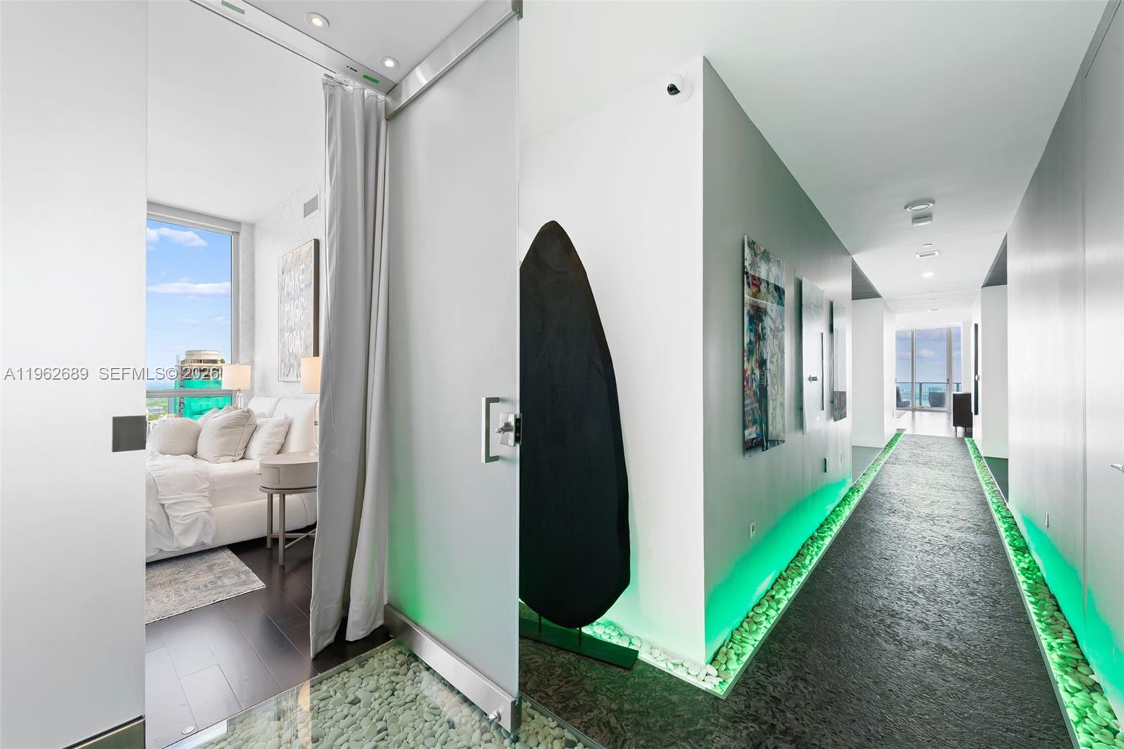 1100 Biscayne Blvd #5706 Miami, FL 33132