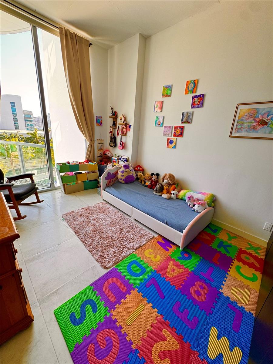 image Uptown Marina Lofts15