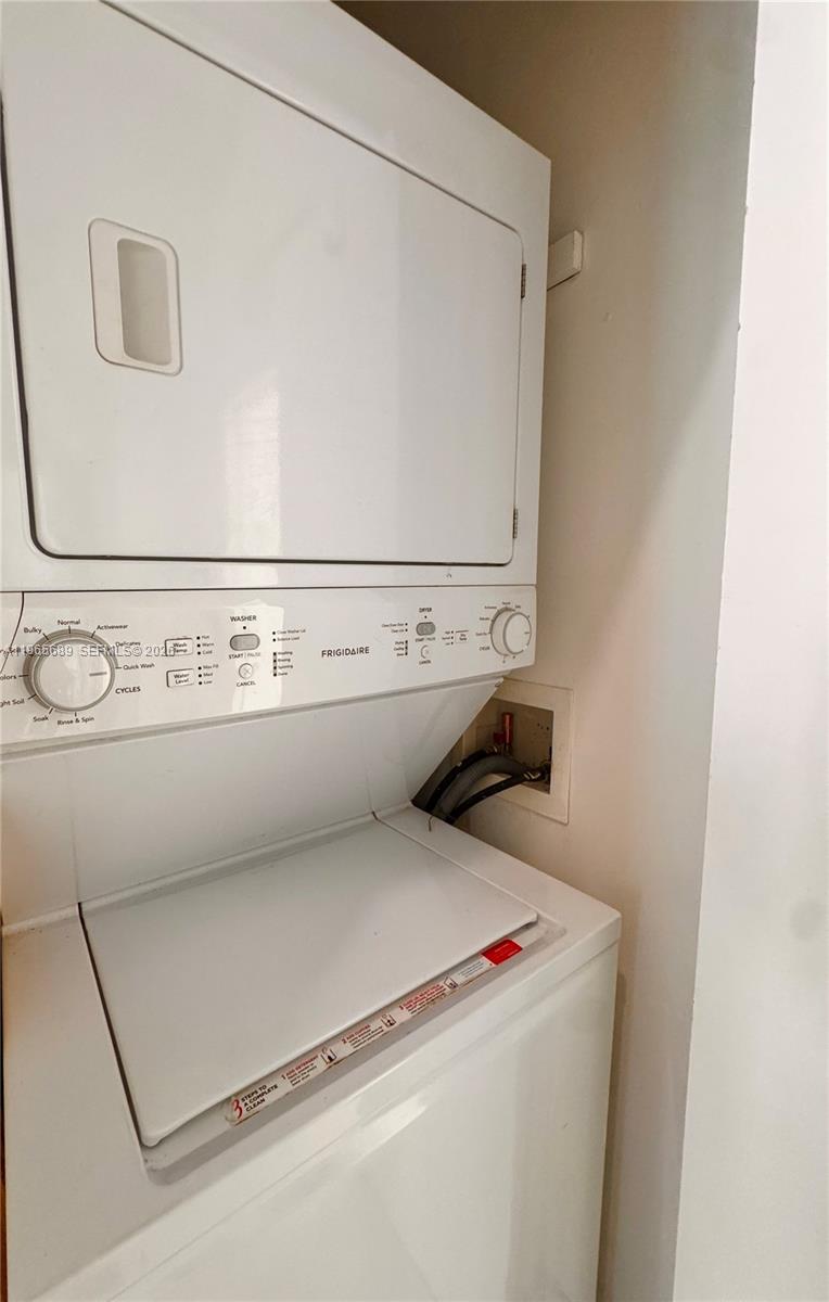 image Uptown Marina Lofts23